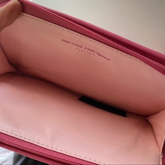Narciso Rodriguez Cosmetics Bag - Picture 5 of 10